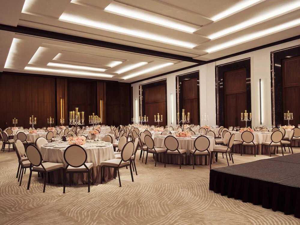 The Lana, Dorchester Collection