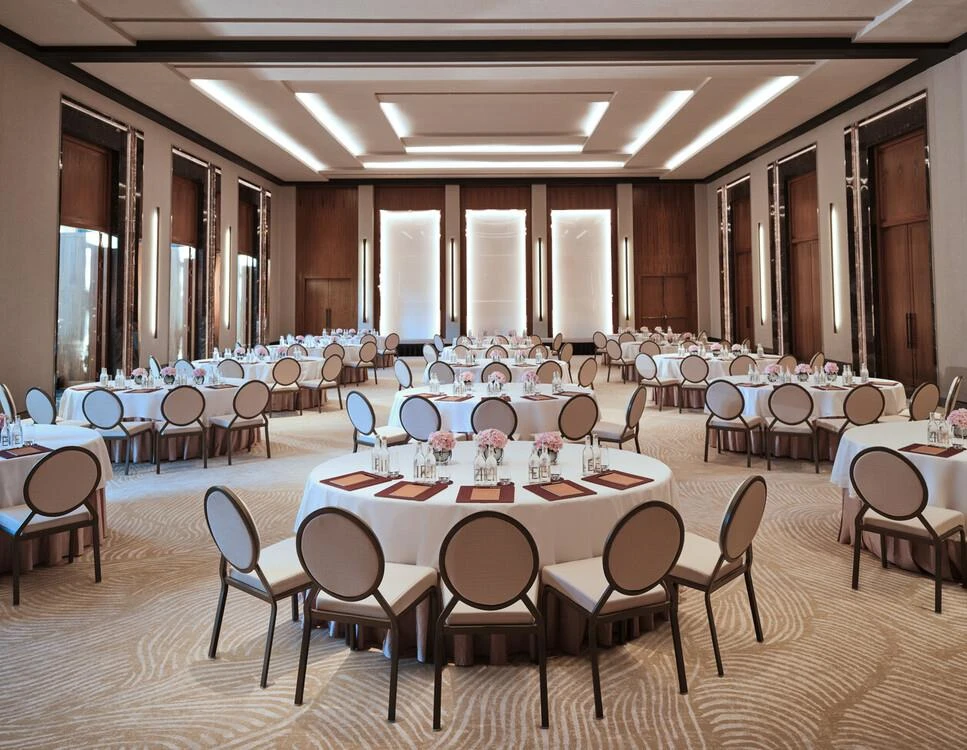 The Lana, Dorchester Collection
