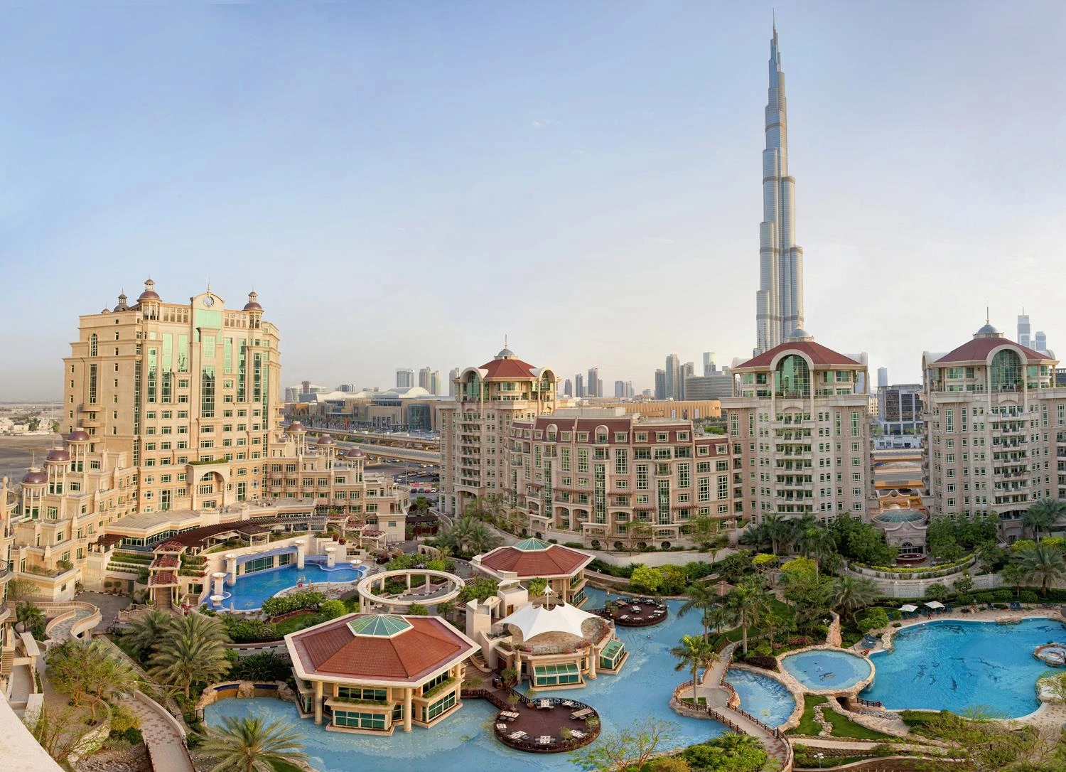 Swissotel Al Murooj Dubai
