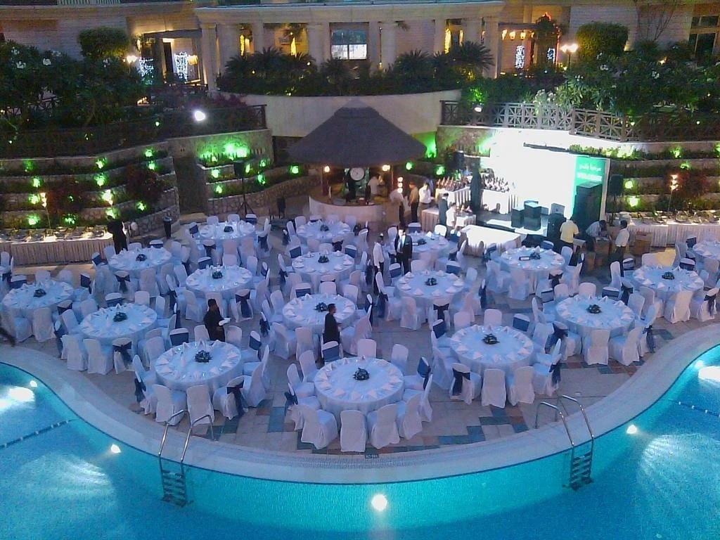 Swissotel Al Murooj Dubai