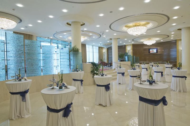 Swissotel Al Murooj Dubai